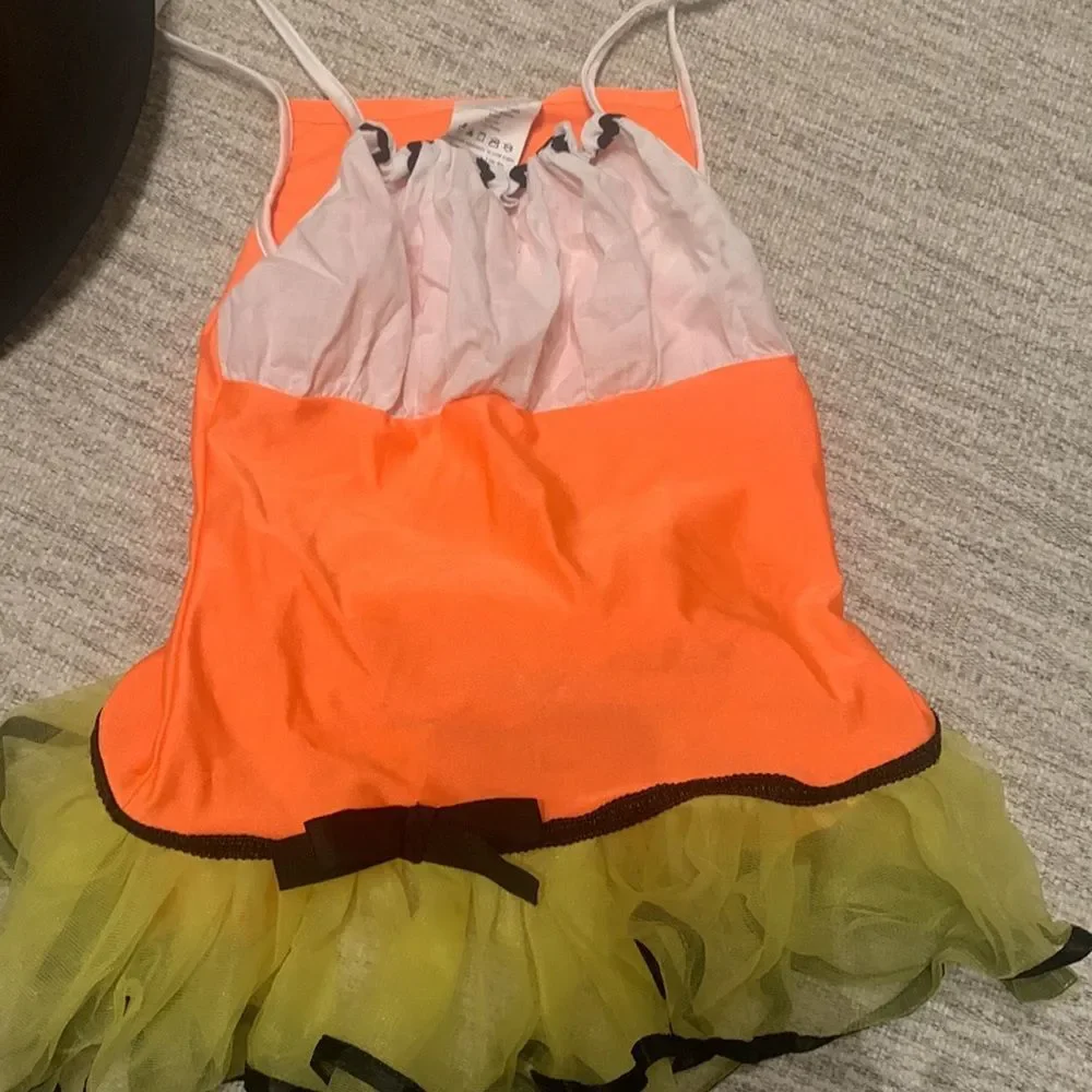 Candy corn witch costume kids size medium